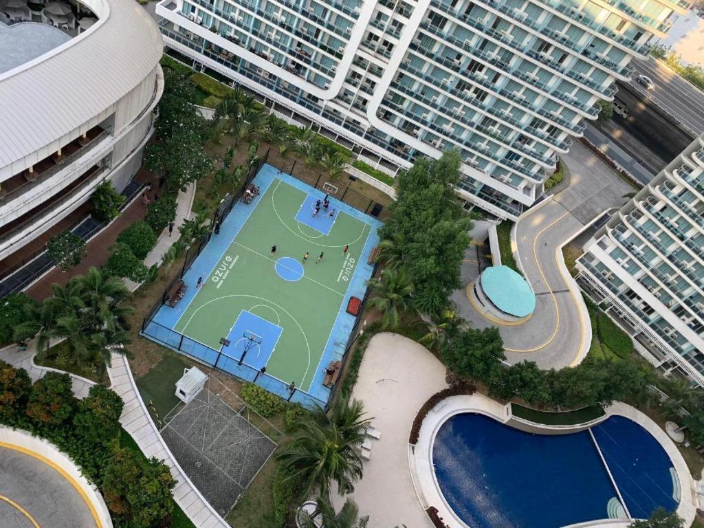 Azure Urban Resort A4 Near Airport Mall With Wavepool Paranaque City Extérieur photo